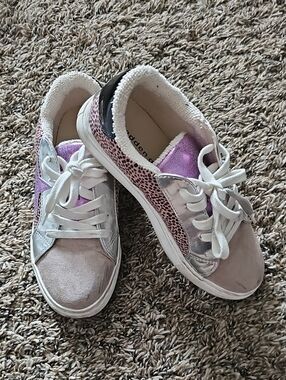 Madden Girl Lavender & Silver Kids' Lace-Up Sneakers